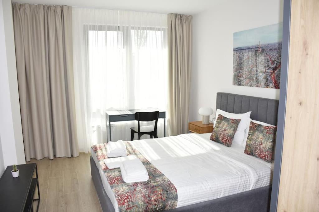 Tokiyo: A Lovely City Center 2 Bedrooms Apartment With Private Parking 索菲亞 外观 照片